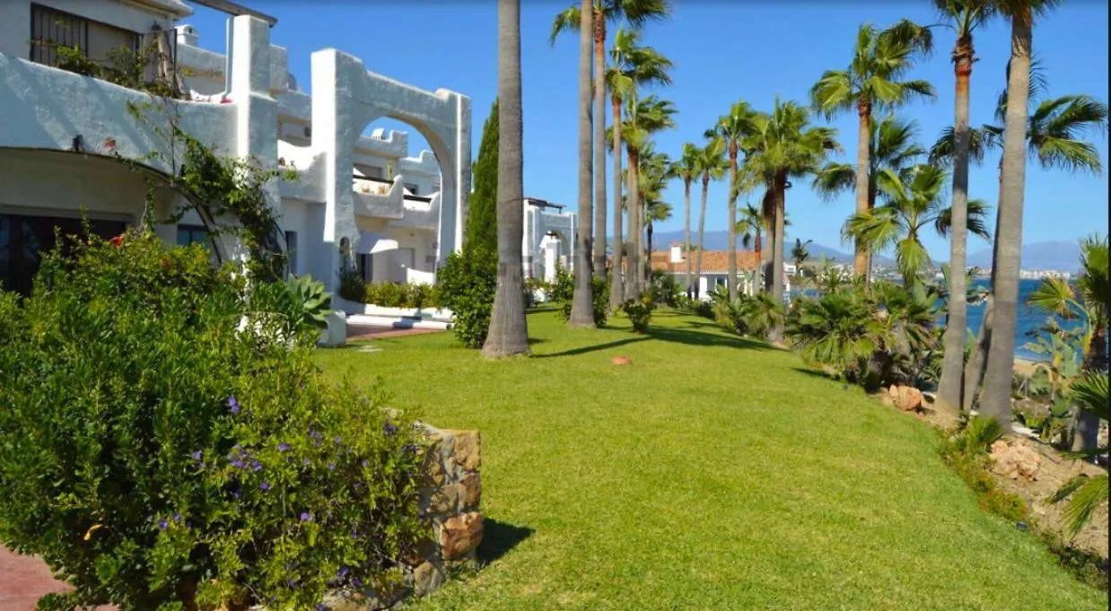 Playa Paloma Beach House 8Pax Estepona